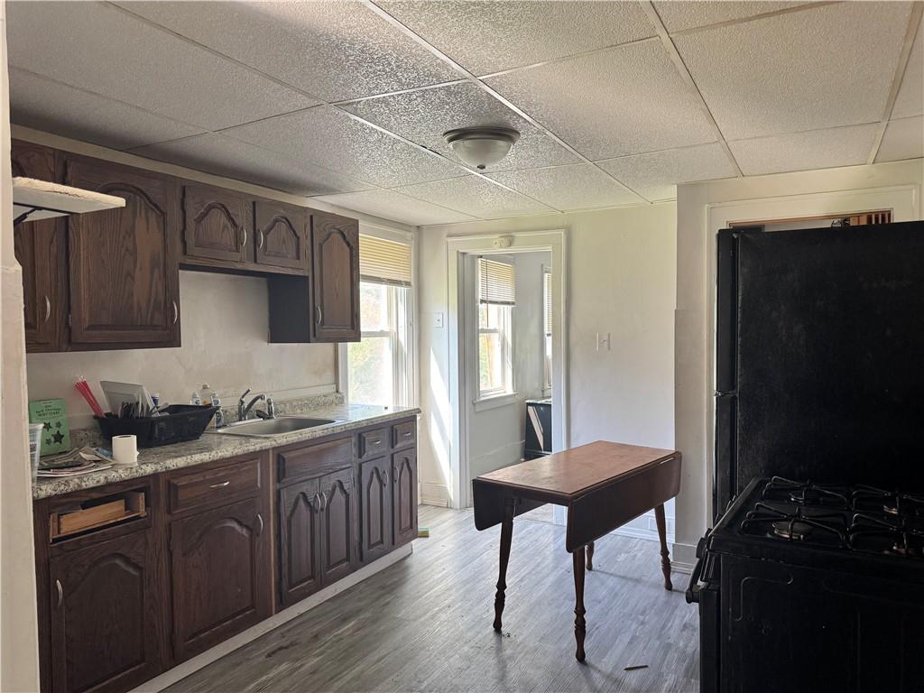 233 Thompson Run Road Pittsburgh, PA 15235 - Photo 3 of 8 Gallery Image 3