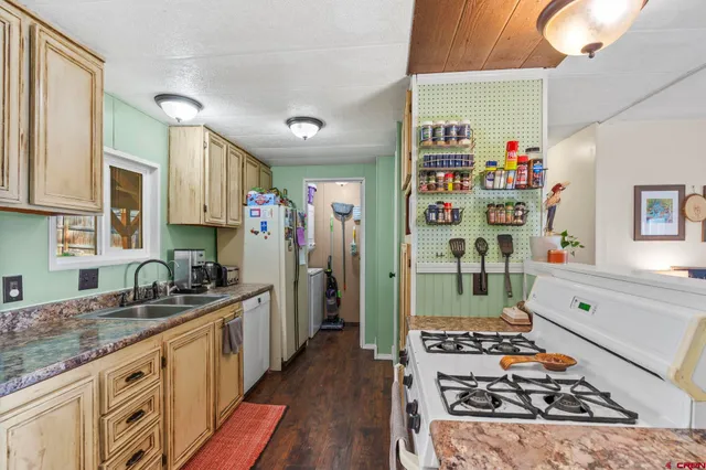 $369,000 | 41 Moss Rd Trail, Durango, CO 81303