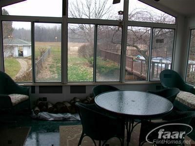 12093 West Vienna Road Montrose, MI 48457 - Photo 6 of 40 20243251-5.JPG