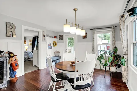 $279,900 | 301 North 17th Avenue, Beech Grove, IN 46107