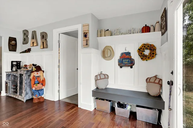 $279,900 | 301 North 17th Avenue, Beech Grove, IN 46107