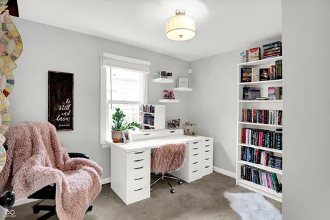 $279,900 | 301 North 17th Avenue, Beech Grove, IN 46107