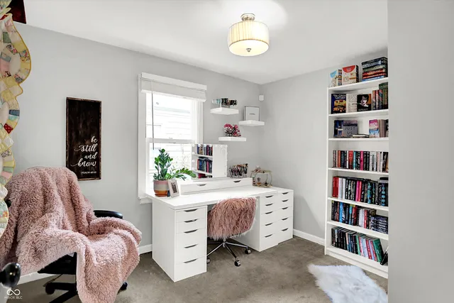 $279,900 | 301 North 17th Avenue, Beech Grove, IN 46107