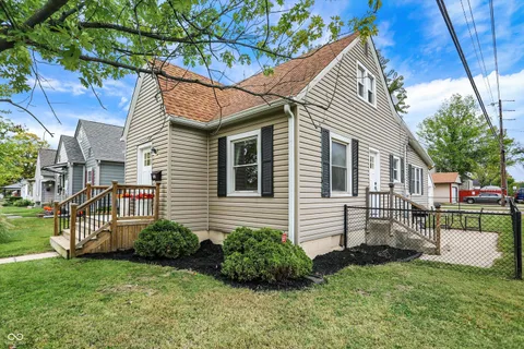 $279,900 | 301 North 17th Avenue, Beech Grove, IN 46107