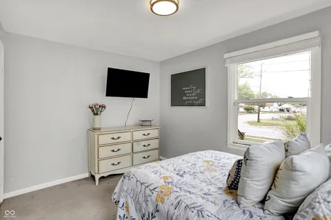 $279,900 | 301 North 17th Avenue, Beech Grove, IN 46107