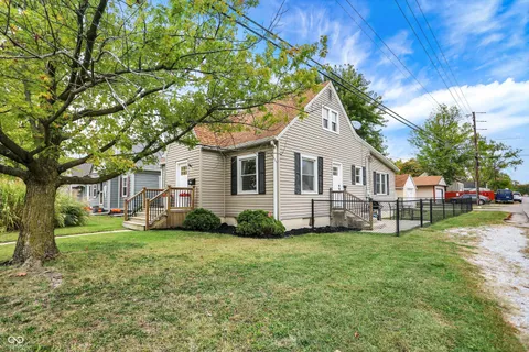 $279,900 | 301 North 17th Avenue, Beech Grove, IN 46107