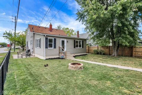 $279,900 | 301 North 17th Avenue, Beech Grove, IN 46107