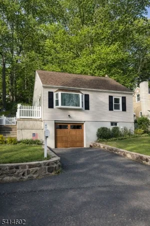 $3,450 | 83 Chestnut Hill Drive West, Denville, NJ 07834