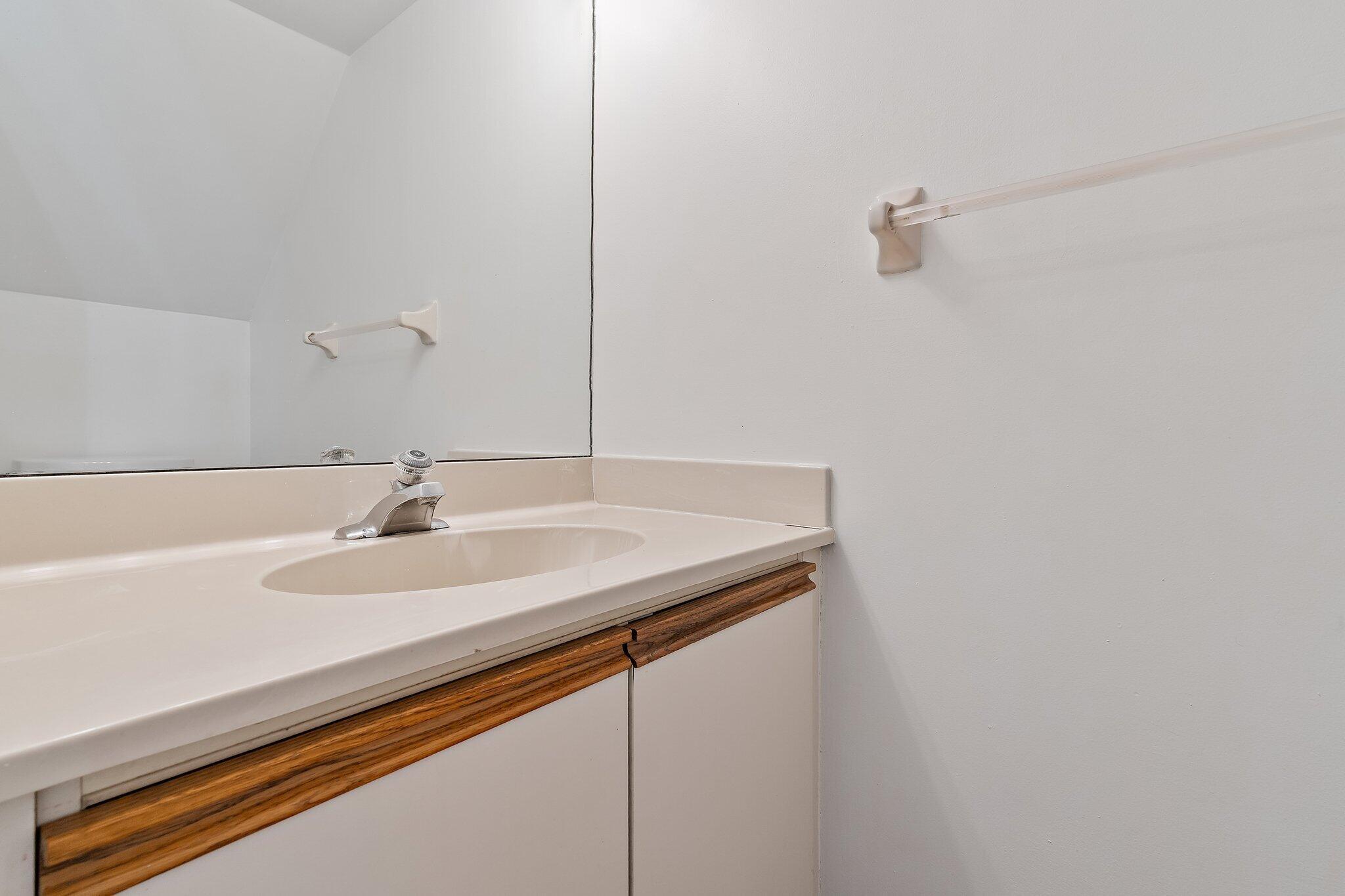 1007 Raintree Lane Palm Beach Gardens, FL 33410 - Photo 23 of 58 half bath