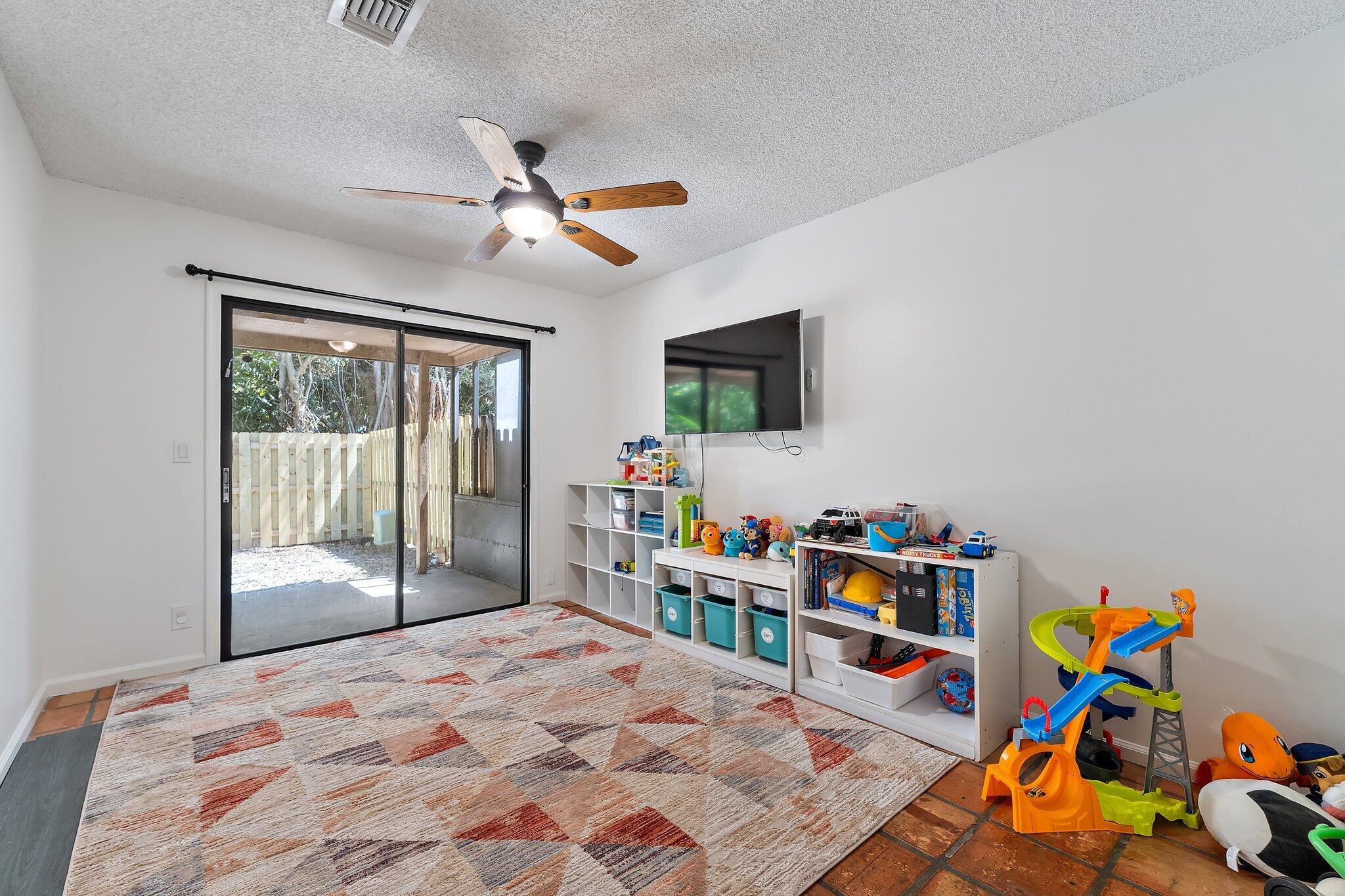 1007 Raintree Lane Palm Beach Gardens, FL 33410 - Photo 24 of 58 flex space 1