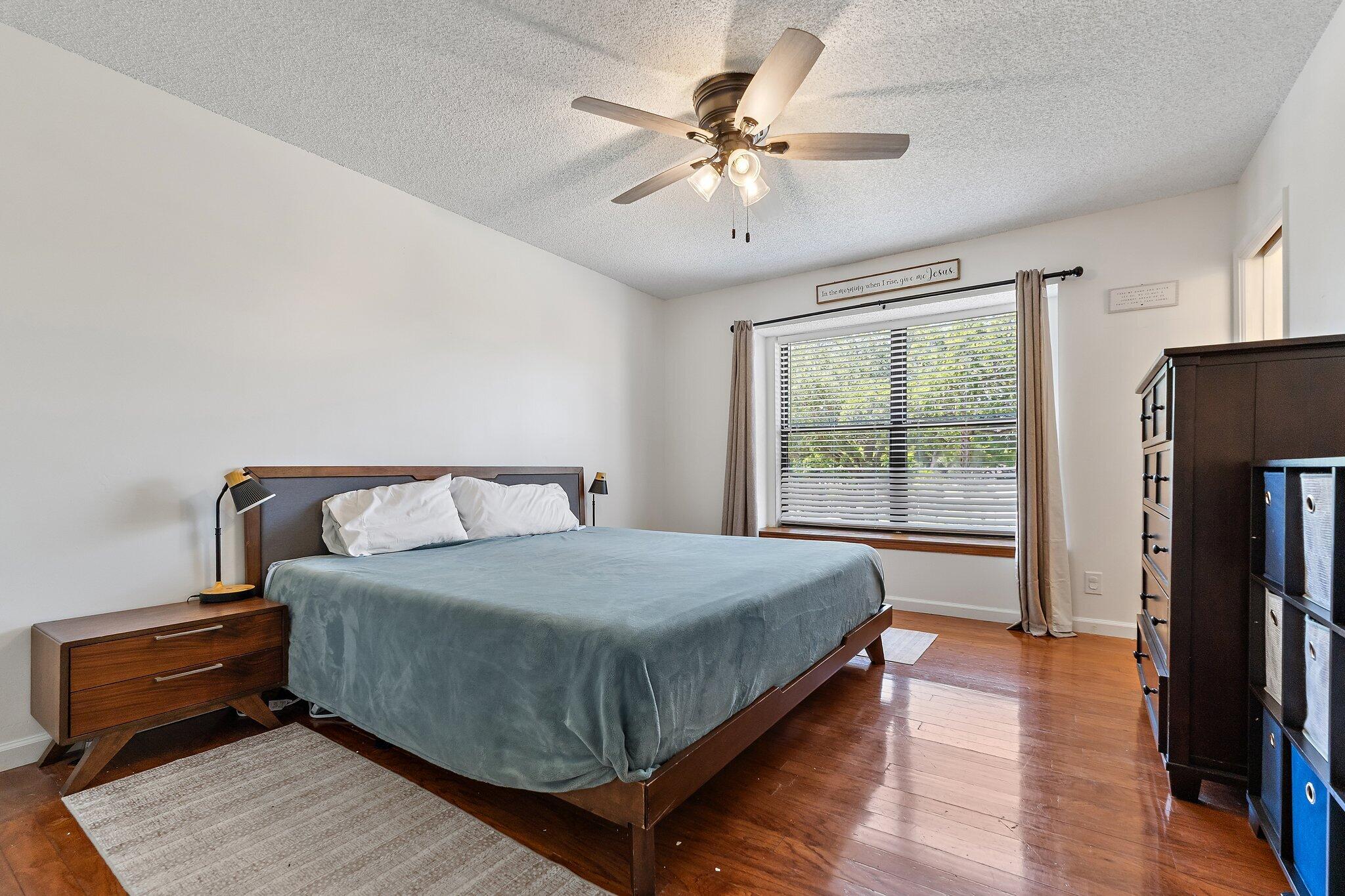 1007 Raintree Lane Palm Beach Gardens, FL 33410 - Photo 27 of 58 primary 1