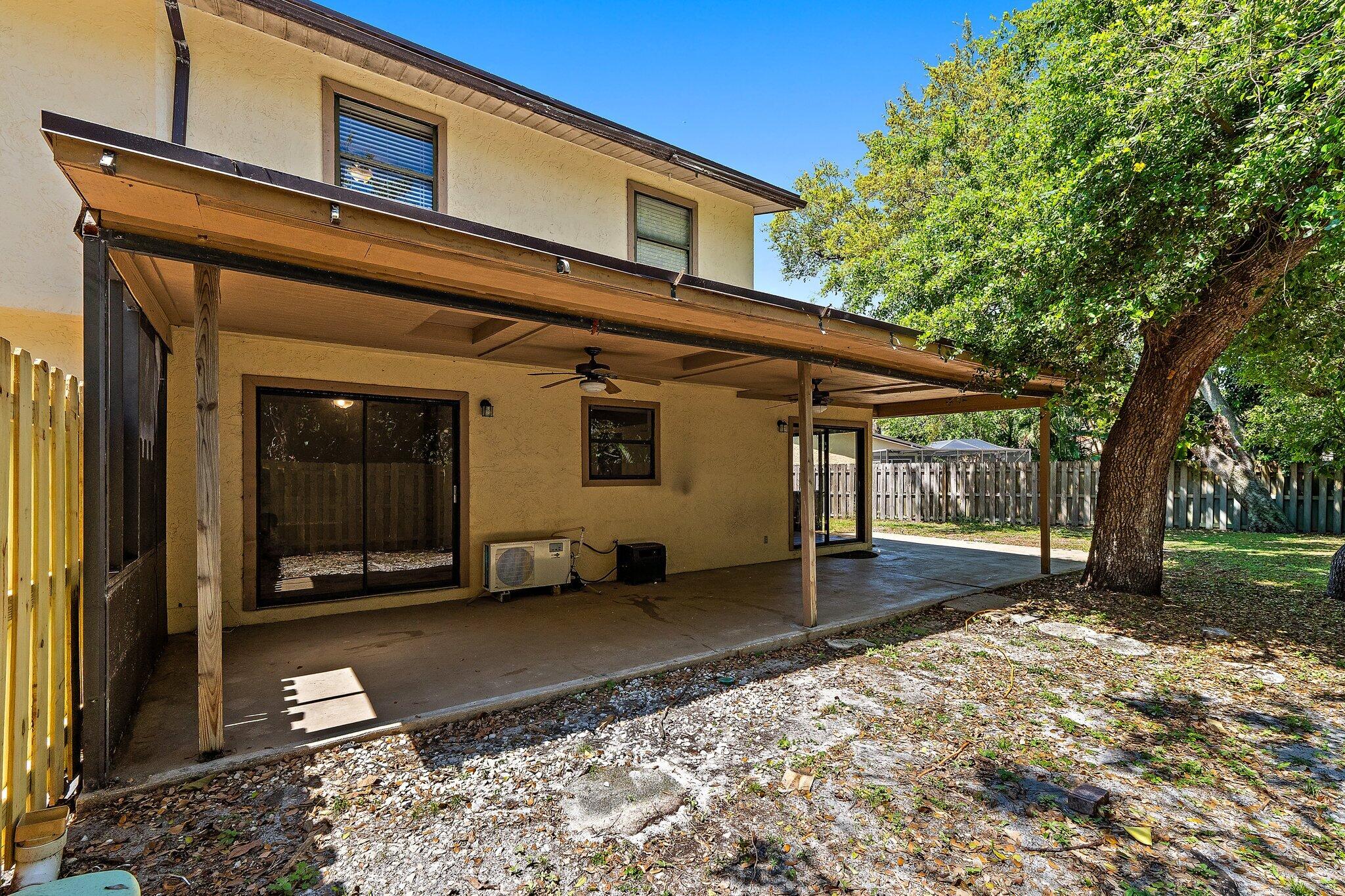 1007 Raintree Lane Palm Beach Gardens, FL 33410 - Photo 50 of 58 patio 3