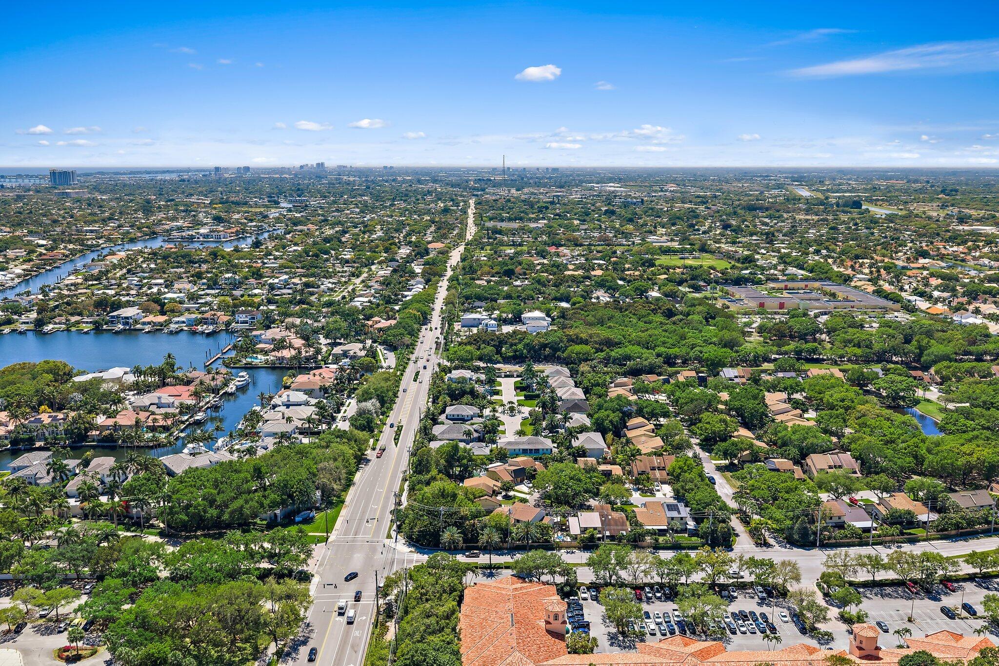1007 Raintree Lane Palm Beach Gardens, FL 33410 - Photo 55 of 58 aerial 4