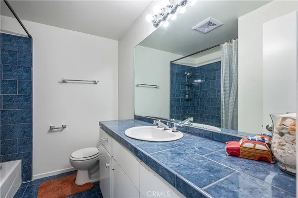 $2,499,000 | 867 Aubrey Court, Unit 1, Hermosa Beach, CA 90254