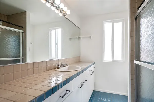 $2,499,000 | 867 Aubrey Court, Unit 1, Hermosa Beach, CA 90254