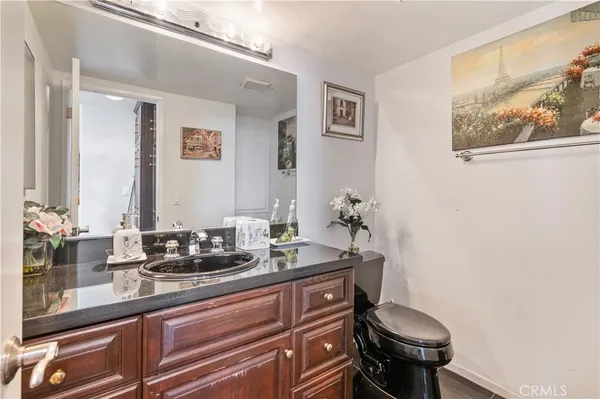 $2,499,000 | 867 Aubrey Court, Unit 1, Hermosa Beach, CA 90254