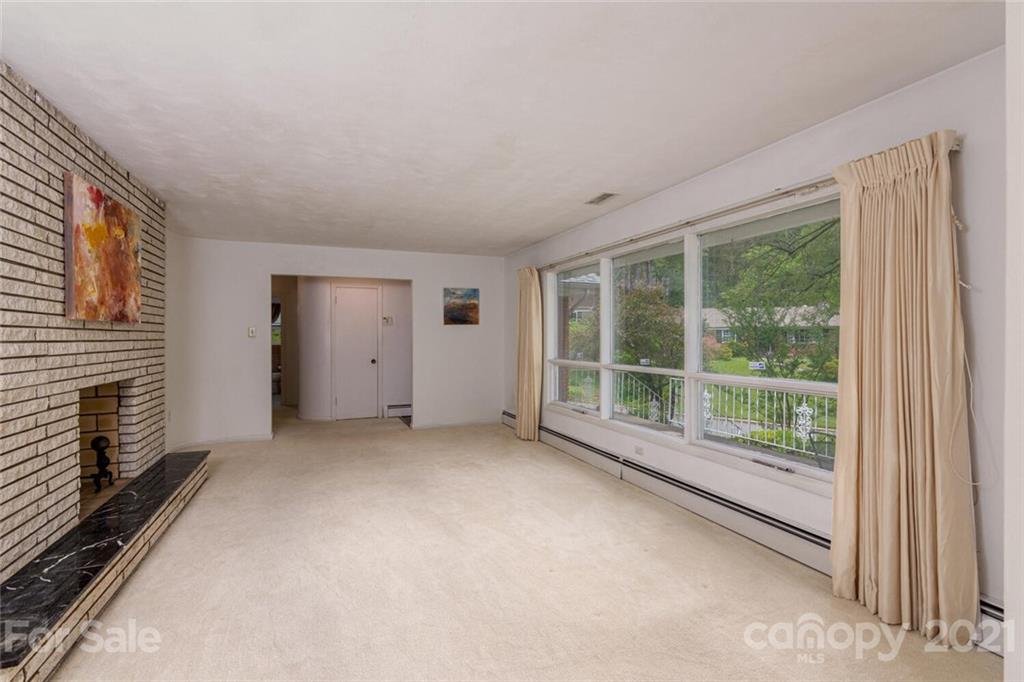 2 Clearbrook Road Asheville, NC 28805 - Photo 8 of 35 Gallery Image 8