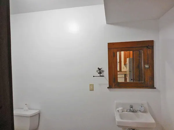 $2,100 | 212 West Michigan Avenue, Saline, MI 48176