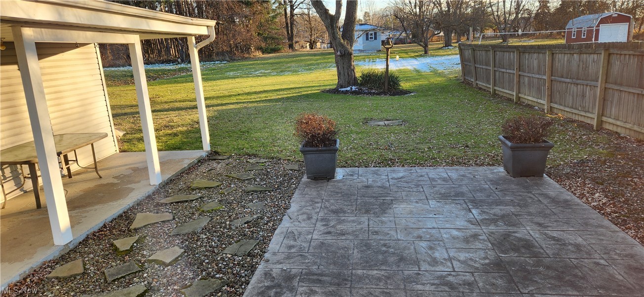3803 West Pleasant Valley Road Parma, OH 44134 - Photo 5 of 6 View of patio