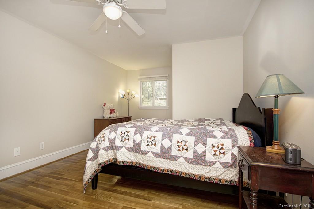 13700 Pine Harbor Road Charlotte, NC 28278 - Photo 6 of 20 Gallery Image 6