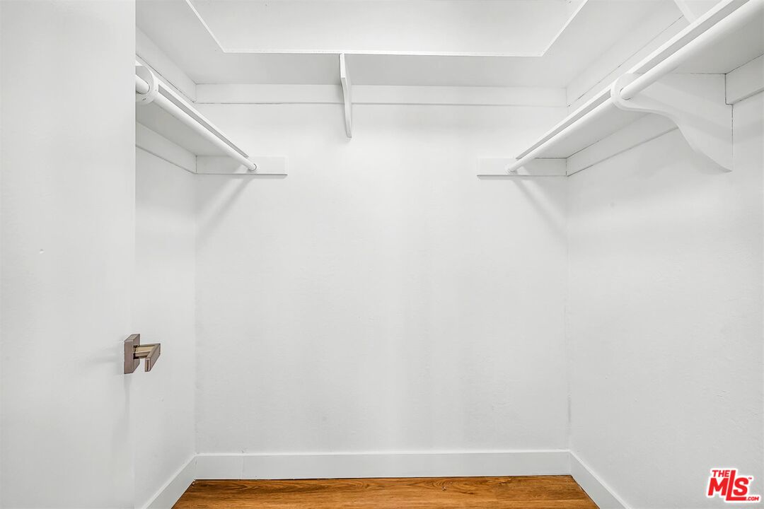 4425 Alla Road, Unit 5 Marina del Rey, CA 90292 - Photo 23 of 30 a view of small space