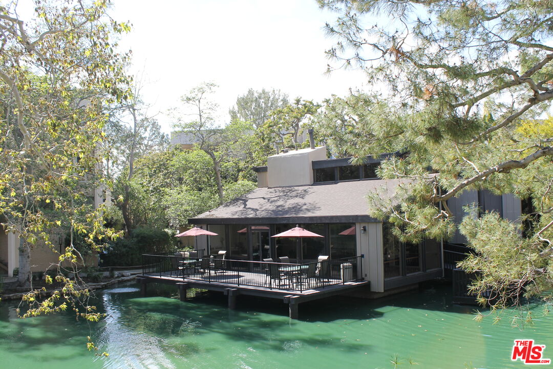 4207 Raintree Circle Culver City, CA 90230 - Photo 13 of 16