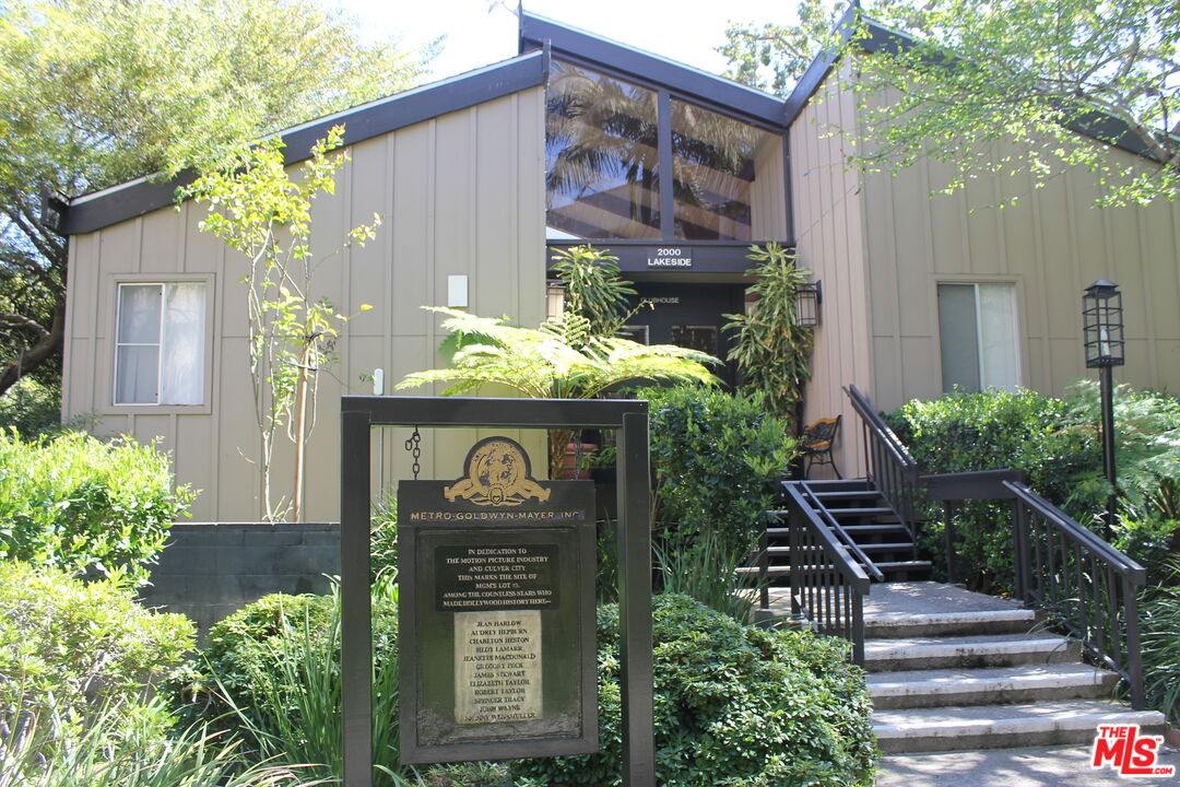 4207 Raintree Circle Culver City, CA 90230 - Photo 14 of 16