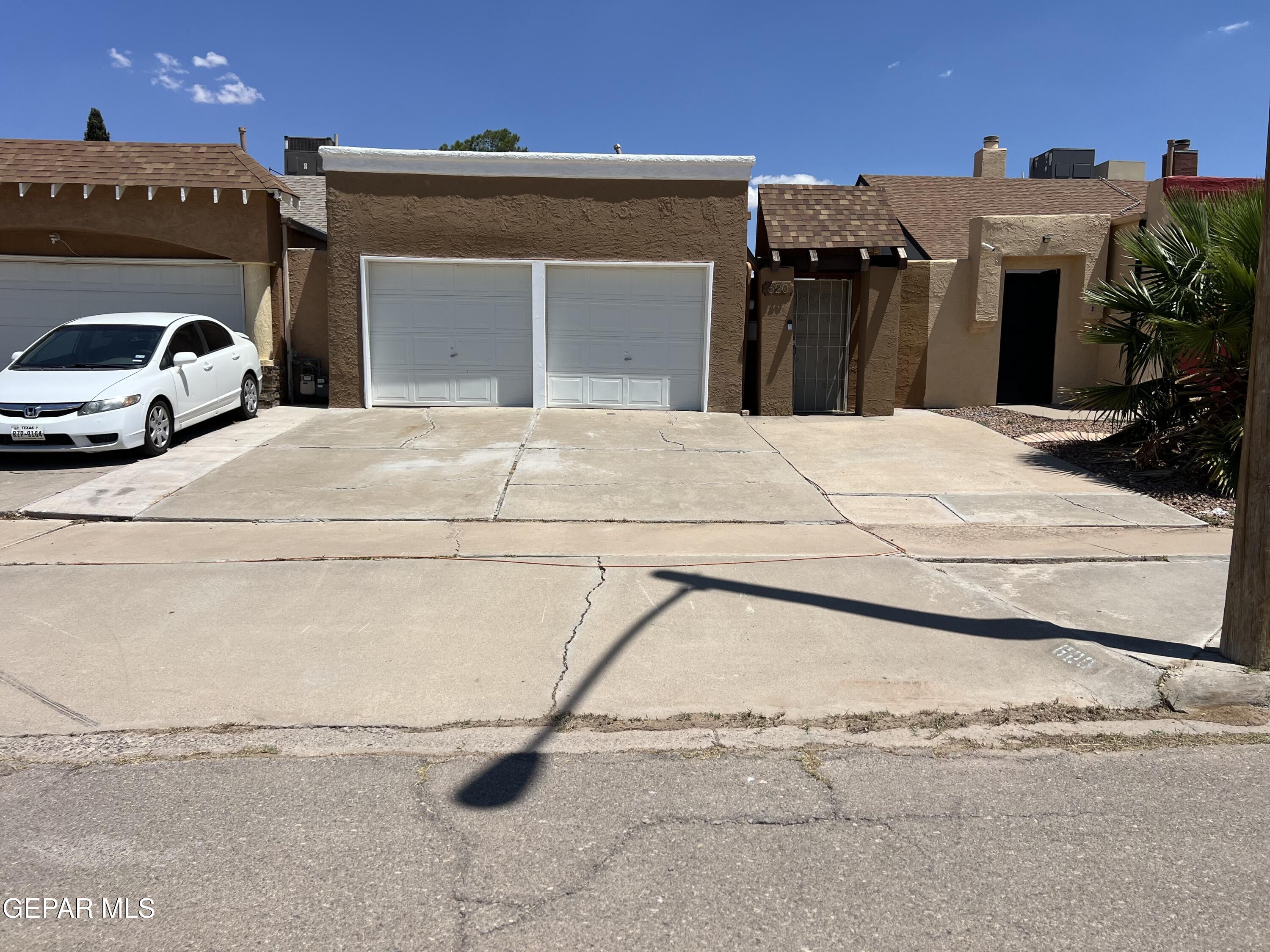 620 Brandywine Road El Paso, TX 79907 - Photo 2 of 29 IMG_7131
