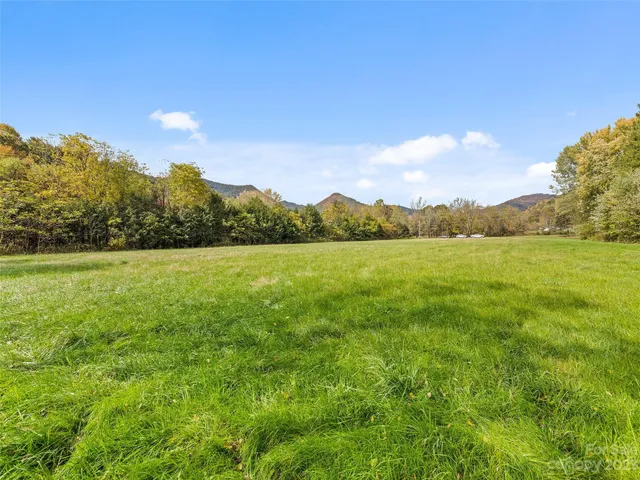 $250,000 | 0 Carver Cove Road, Canton, NC 28716