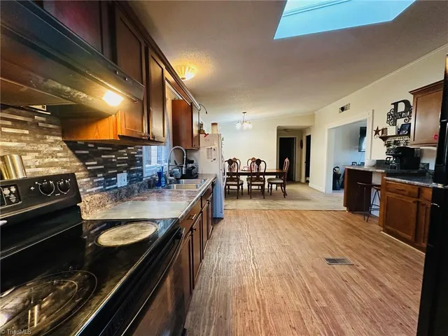 $224,900 | 3921 North Carolina Highway 8 South, Walnut Cove, NC 27052