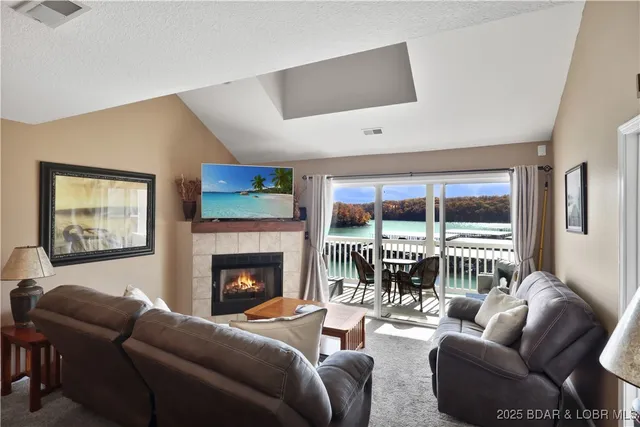 $399,000 | 4800 Eagleview Drive, Unit 247, Osage Beach, MO 65065