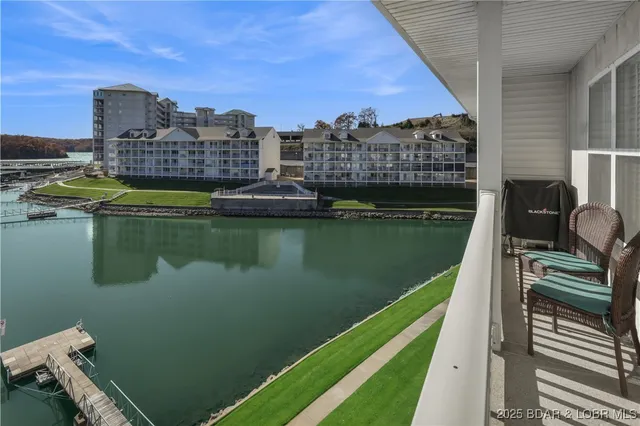$399,000 | 4800 Eagleview Drive, Unit 247, Osage Beach, MO 65065
