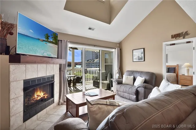 $399,000 | 4800 Eagleview Drive, Unit 247, Osage Beach, MO 65065