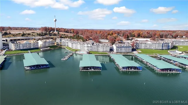 $399,000 | 4800 Eagleview Drive, Unit 247, Osage Beach, MO 65065