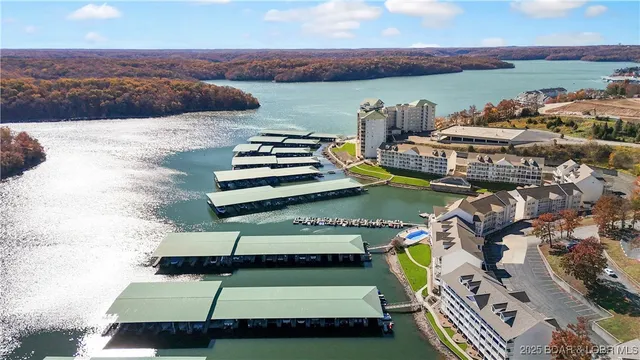 $399,000 | 4800 Eagleview Drive, Unit 247, Osage Beach, MO 65065