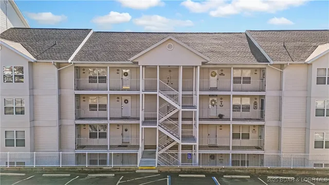 $399,000 | 4800 Eagleview Drive, Unit 247, Osage Beach, MO 65065