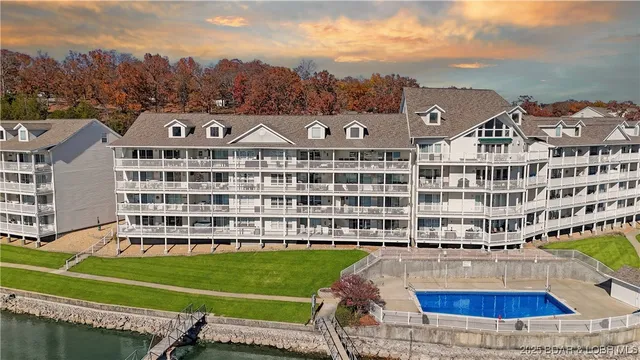$399,000 | 4800 Eagleview Drive, Unit 247, Osage Beach, MO 65065
