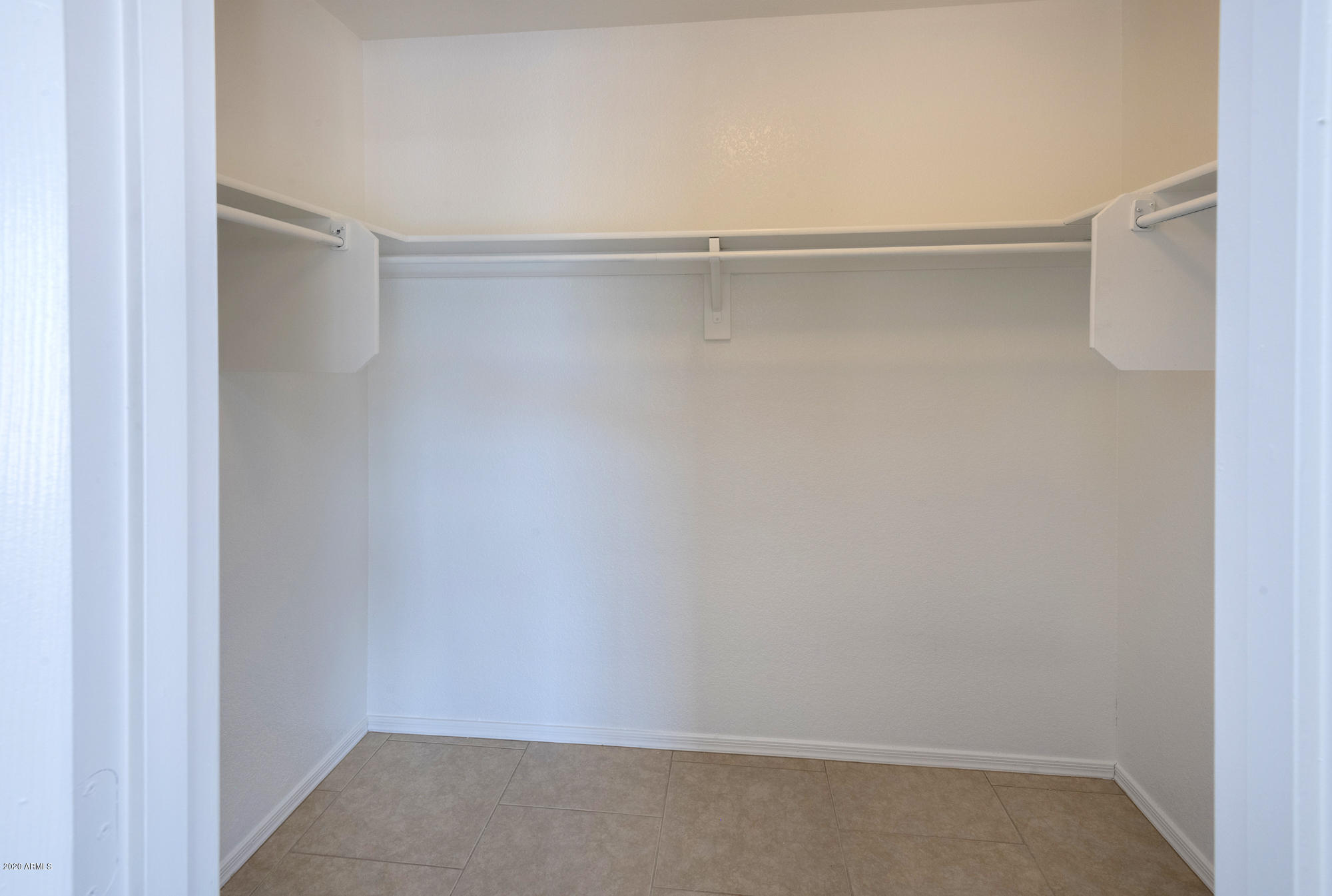 1010 East Pedro Road Phoenix, AZ 85042 - Photo 20 of 33 Master Closet