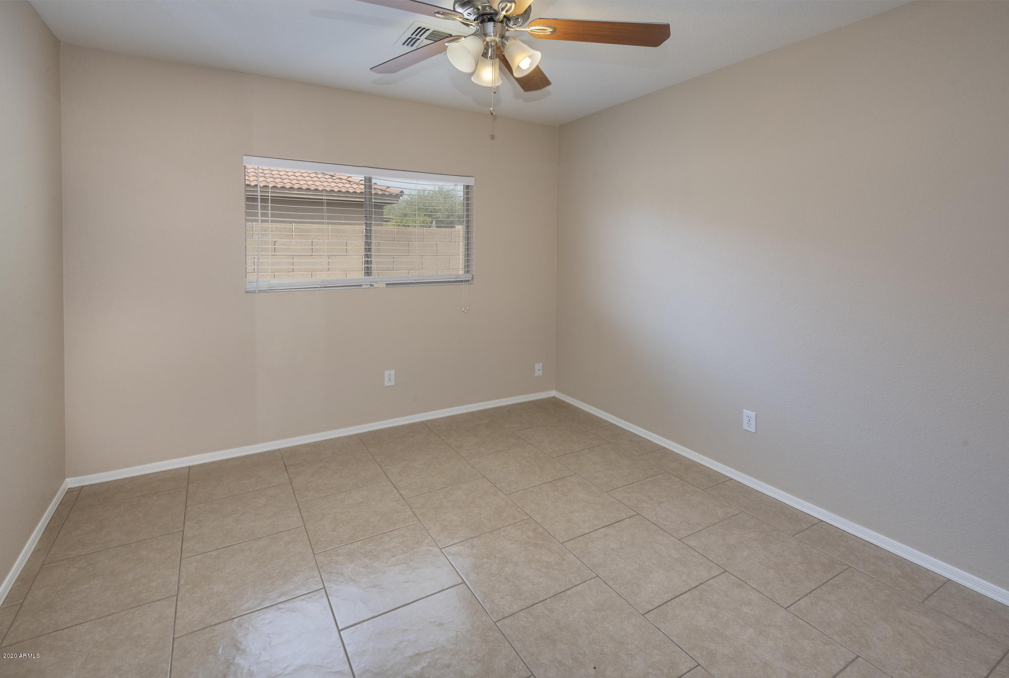 1010 East Pedro Road Phoenix, AZ 85042 - Photo 23 of 33 Bedroom 4