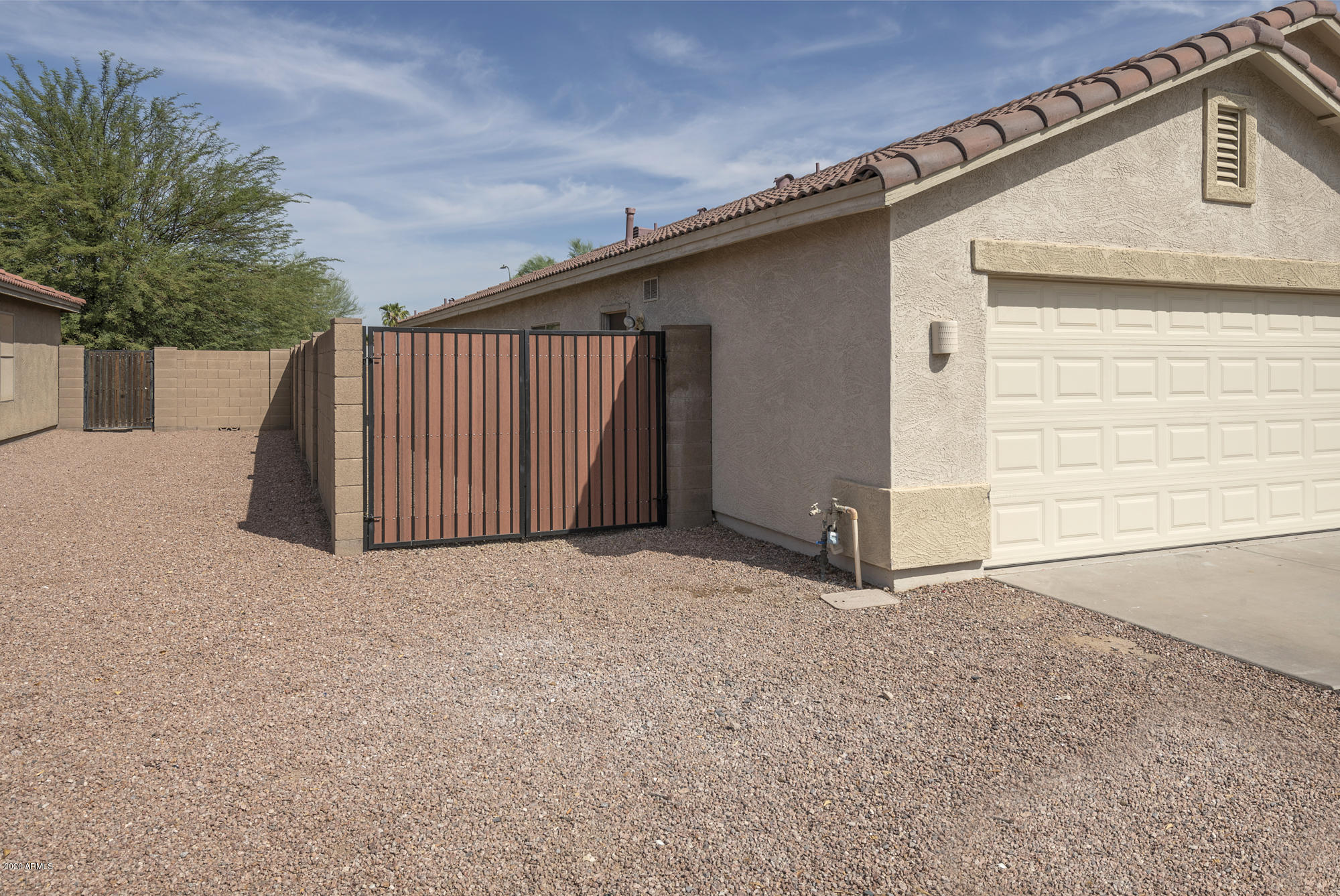 1010 East Pedro Road Phoenix, AZ 85042 - Photo 33 of 33 RV Gate