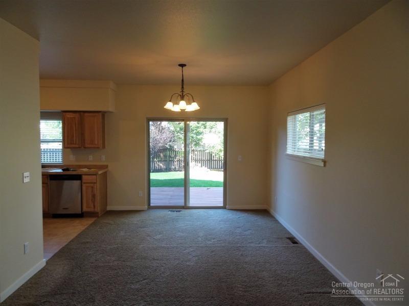 61075 Parrell Road Bend, OR 97702 - Photo 5 of 25 Additional Photo