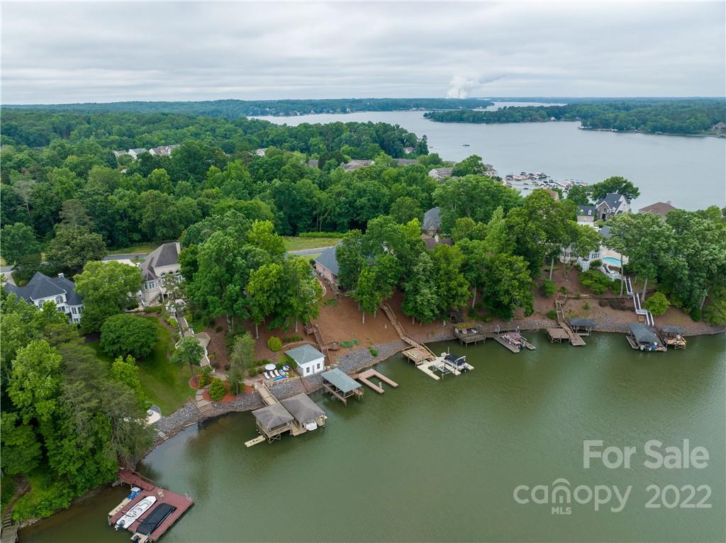 14016 Point Lookout Road Charlotte, NC 28278 - Photo 46 of 47 Gallery Image 46