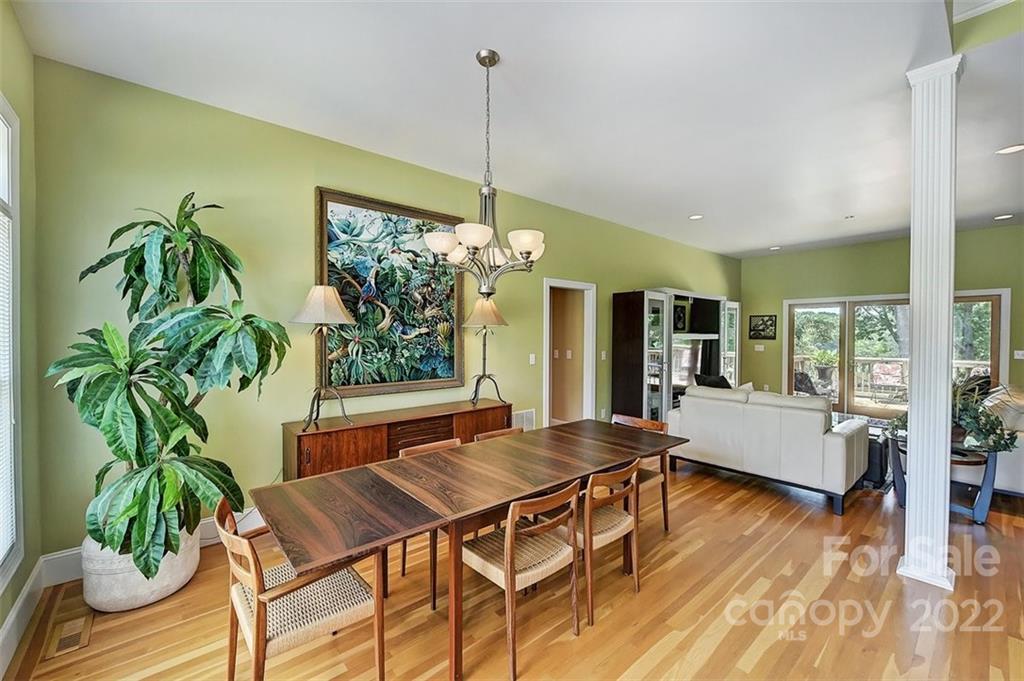 14016 Point Lookout Road Charlotte, NC 28278 - Photo 9 of 47 Gallery Image 9