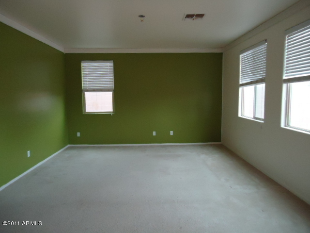 7348 West Maldonado Road Laveen, AZ 85339 - Photo 8 of 25 Living Area