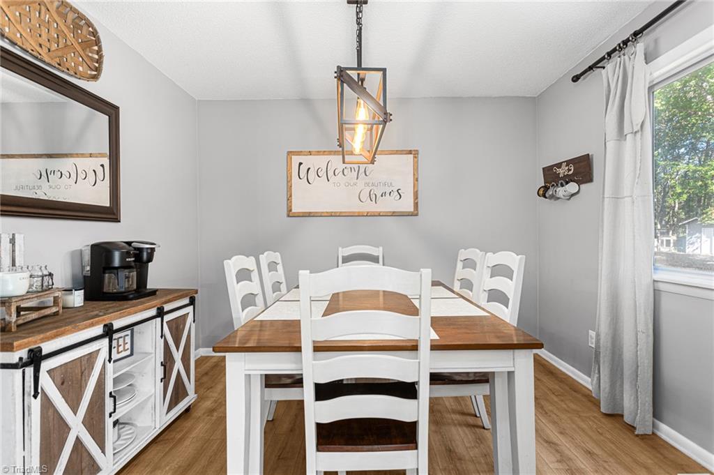 7358 Davis Country Road Randleman, NC 27317 - Photo 15 of 50 Dining Room