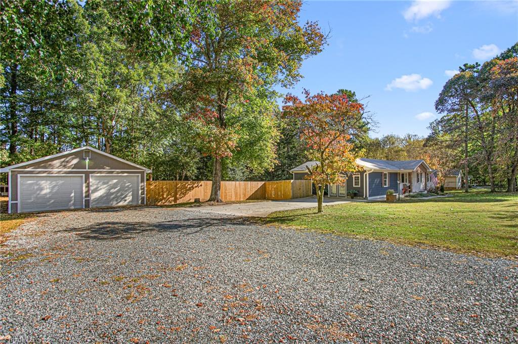7358 Davis Country Road Randleman, NC 27317 - Photo 6 of 50