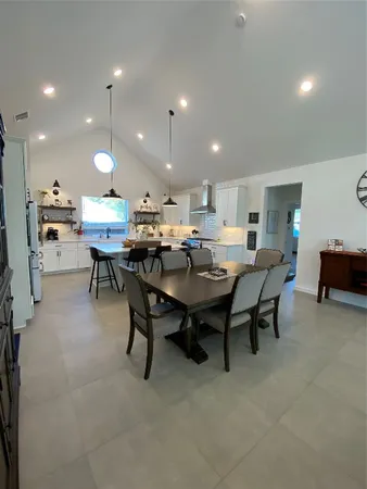 $385,000 | 15330 Water Oak Way, Santa Fe, TX 77517