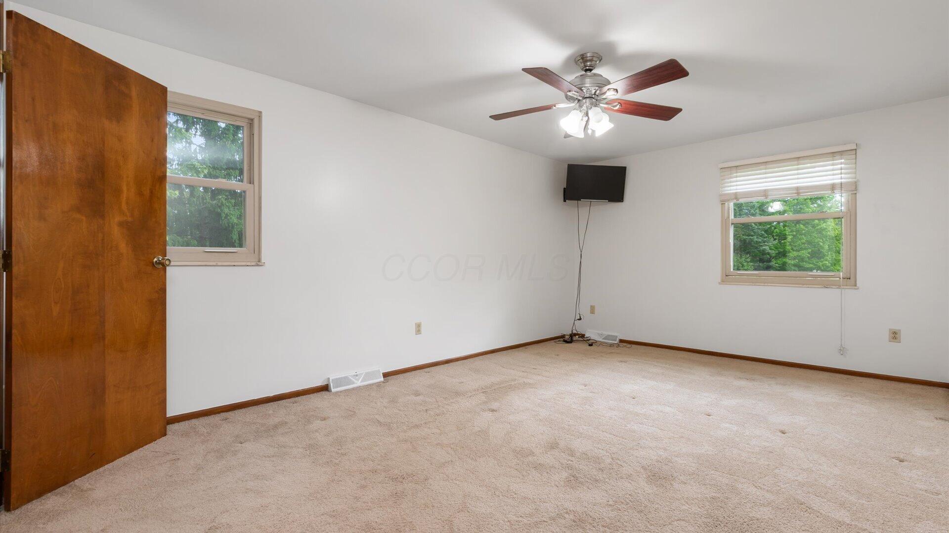 7619 Wilbur Road New Albany, OH 43054 - Photo 29 of 55 Primary Bedroom