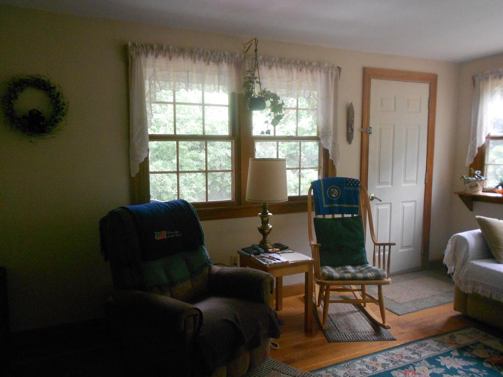 248 Hayden Road Hollis, NH 03049 - Photo 3 of 27