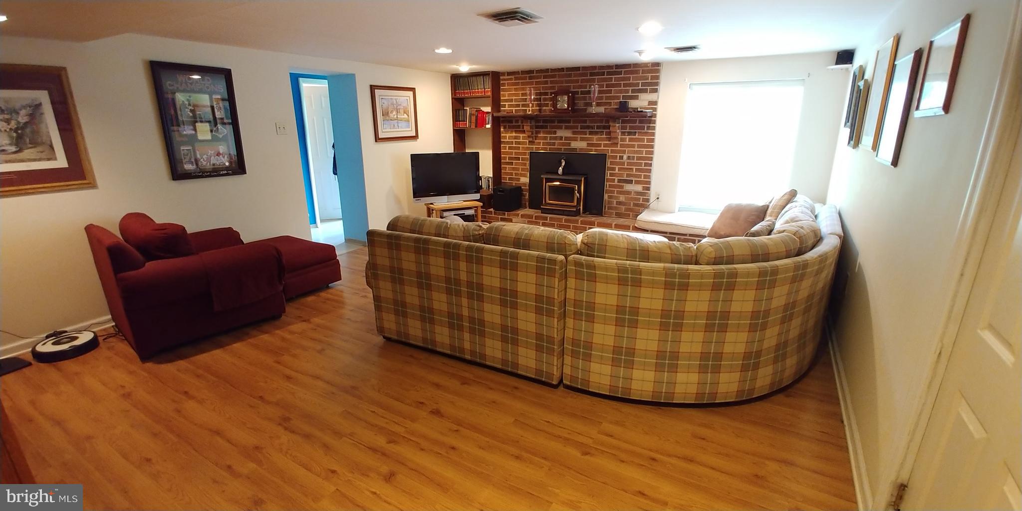 605 Beverly Road Holland, PA 18966 - Photo 22 of 26 Family room with Wood Insert